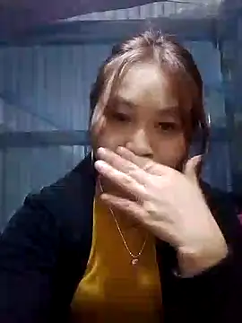 lusy-bae online show from 11/19/25, 01:27