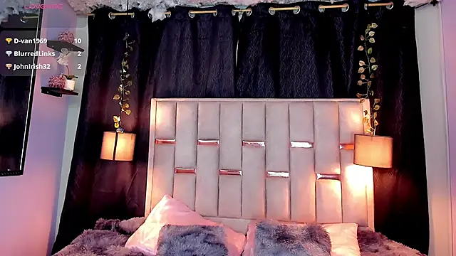 melody-rouss online show from 10/03/25, 03:14