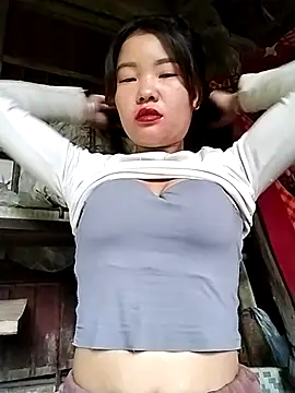 lylylove online show from 09/27/25, 01:21