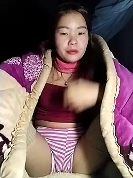 lylylove online show from 12/21/25, 01:13