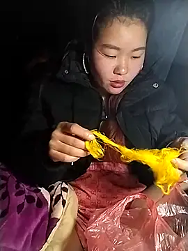 lylylove online show from 01/16/26, 12:47