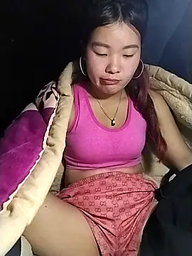 lylylove online show from 01/18/26, 09:35