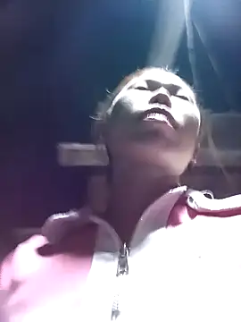 Ngocmi909 online show from 04/24/26, 01:57