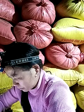 Sa2mh20 online show from 02/09/26, 01:04