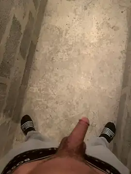 Snapshot of Itabig chatting on 10/27/25, 08:35 Itabig online show from 10/27/25, 08:35