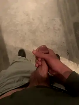 Snapshot of Itabig chatting on 10/28/25, 07:05 Itabig online show from 10/28/25, 07:05