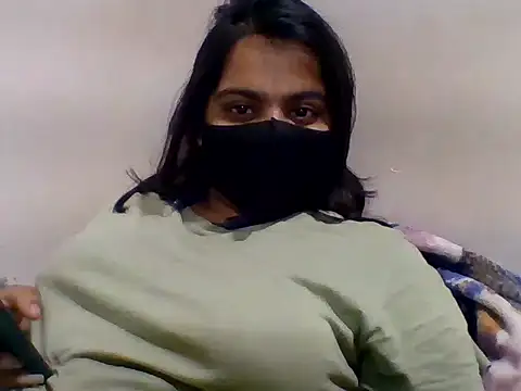 Vaani Singha online show from 04/21/26, 12:11