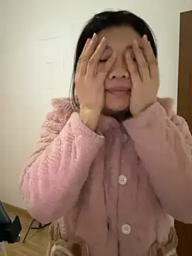 xiiuuff18 online show from 02/21/26, 12:11