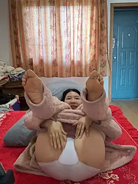 xiiuuff18 online show from 03/10/26, 12:15