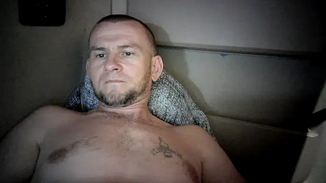 Snapshot of RoadDaddyXL chatting on 09/13/25, 12:27 RoadDaddyXL online show from 09/13/25, 12:27