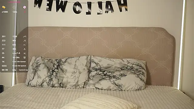 SunAndLuna  online show from 10/16/25, 05:36