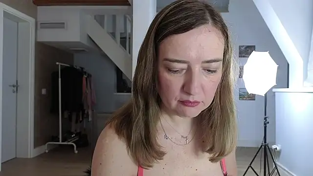 Blue Angel Sweet online show from 12/17/25, 04:18