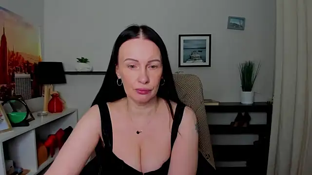 Velvet Jasmine online show from 11/25/25, 06:35