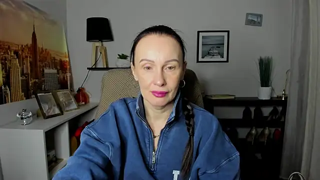 Velvet Jasmine online show from 01/16/26, 06:28