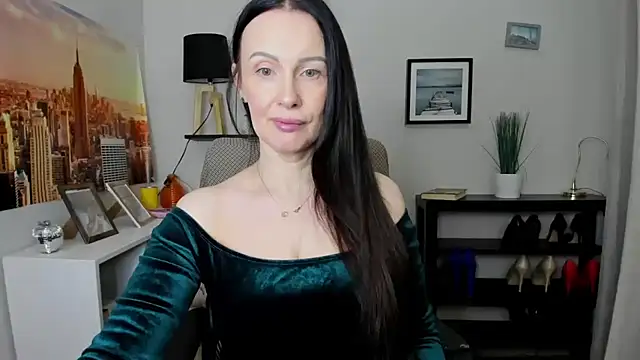 Velvet Jasmine online show from 02/04/26, 06:41