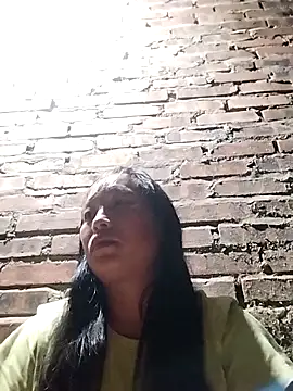 Snapshot of miss-su chatting on 09/21/25, 10:33 miss-su online show from 09/21/25, 10:33