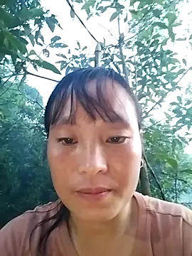 Snapshot of miss-su chatting on 10/05/25, 10:57 miss-su online show from 10/05/25, 10:57