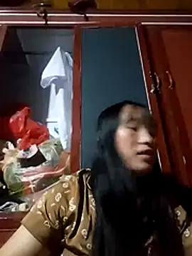 Snapshot of miss-su chatting on 11/12/25, 01:17 miss-su online show from 11/12/25, 01:17