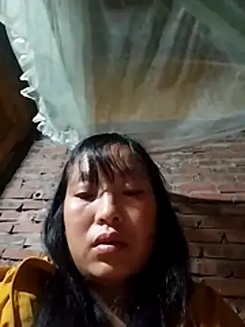 Snapshot of miss-su chatting on 11/13/25, 05:23 miss-su online show from 11/13/25, 05:23