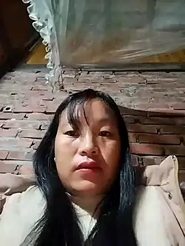 Snapshot of miss-su chatting on 11/27/25, 11:07 miss-su online show from 11/27/25, 11:07