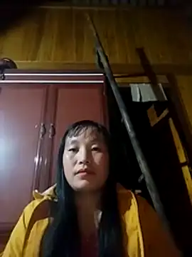 Snapshot of miss-su chatting on 12/01/25, 02:11 miss-su online show from 12/01/25, 02:11