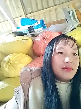 Snapshot of miss-su chatting on 12/02/25, 02:17 miss-su online show from 12/02/25, 02:17