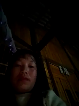 Snapshot of miss-su chatting on 12/13/25, 10:48 miss-su online show from 12/13/25, 10:48