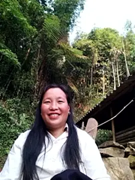 miss-su online show from 04/20/26, 10:07