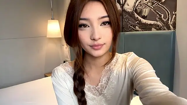 LaurelLeier online show from 12/23/25, 06:44