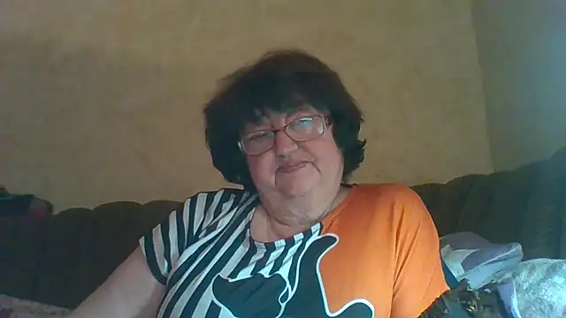 MilaSky5303 online show from 10/04/25, 08:45