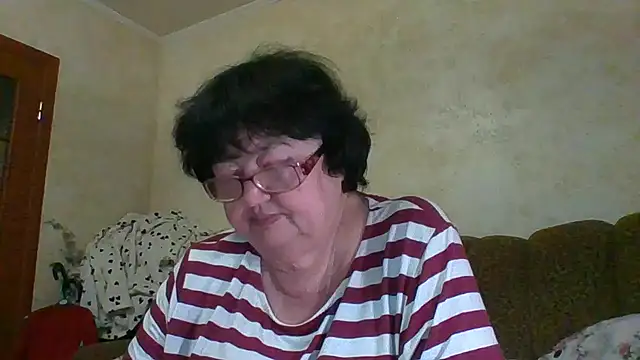 MilaSky5303 online show from 11/14/25, 09:57