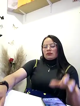Daliz Leon online show from 09/23/25, 10:46