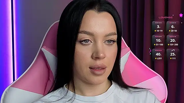 AmeliaSonk231 online show from 10/23/25, 06:39