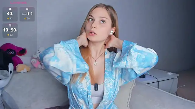 Snapshot of hidden_charm chatting on 02/11/26, 03:50 hidden charm online show from 02/11/26, 03:50