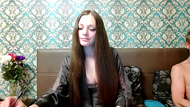Snapshot of Rapunzel_hairlover chatting on 09/22/25, 07:49 Rapunzel hairlover online show from 09/22/25, 07:49
