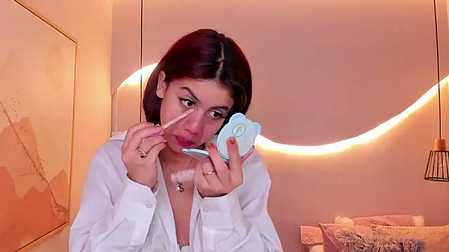 Julieth brown  online show from 02/22/26, 11:53