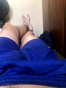 jmmm140793 online show from 10/27/25, 05:28