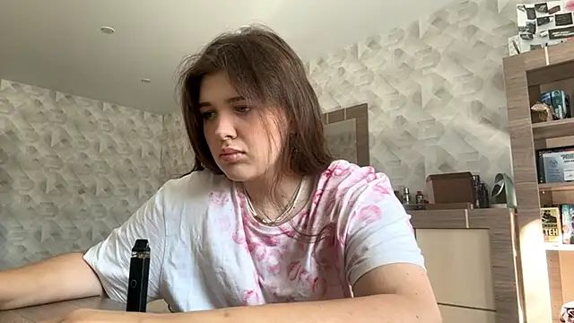 CarylWeatherholtz online show from 09/22/25, 12:29