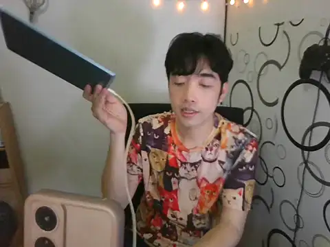 moaman190 online show from 10/16/25, 02:51