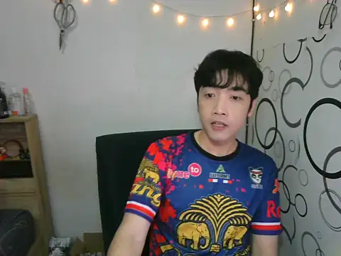 moaman190 online show from 10/24/25, 03:08