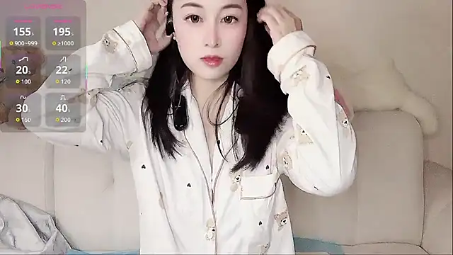 LuLu-Moon online show from 10/21/25, 08:37