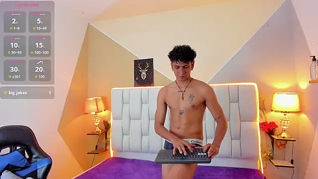 Snapshot of Adan_Oriol chatting on 10/04/25, 04:10 Adan Oriol online show from 10/04/25, 04:10