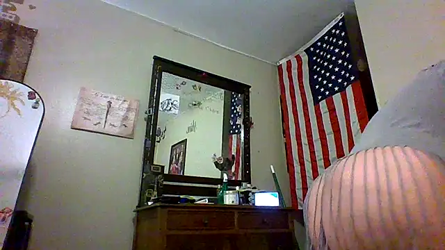 Snapshot of Bored_Grandma chatting on 10/02/25, 06:53 Bored Grandma online show from 10/02/25, 06:53