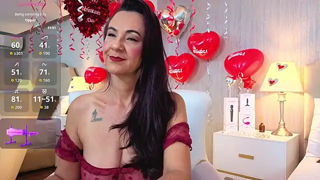 ScarleetJonson online show from 02/13/26, 07:54