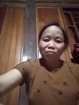  YooY  online show from 09/10/25, 12:16