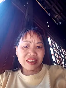  YooY  online show from 11/28/25, 03:09