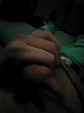 Snapshot of Ray2450x chatting on 10/29/25, 01:41 Ray2450x online show from 10/29/25, 01:41