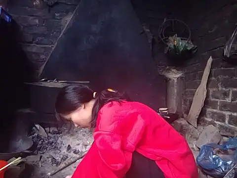 Ly-ny online show from 12/15/25, 06:28