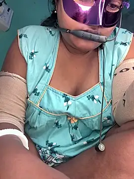 mimi87hoty online show from 02/02/26, 03:44