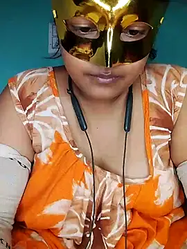 Snapshot of mimi87hoty chatting on 04/28/26, 04:56 mimi87hoty online show from 04/28/26, 04:56